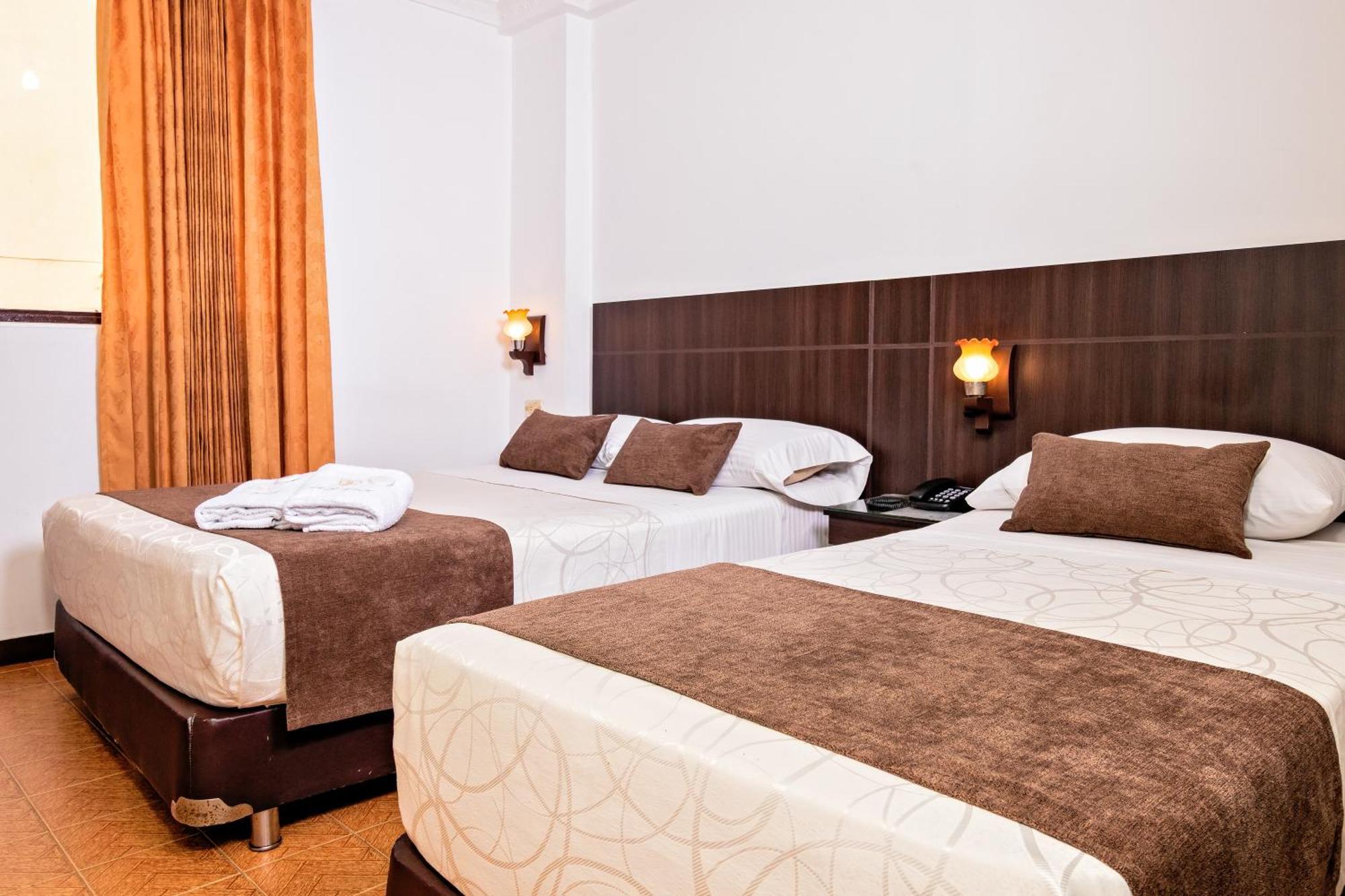Hotel Iguazu Villavicencio Esterno foto